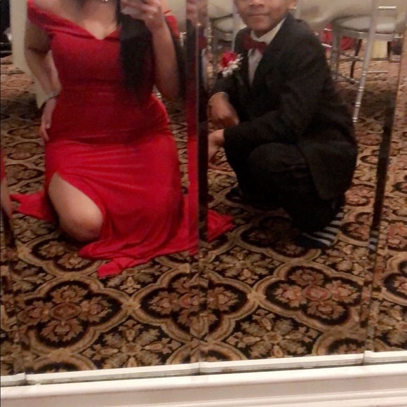 Red Off The Shoulder Gown with Slit - Picture 5 of 5